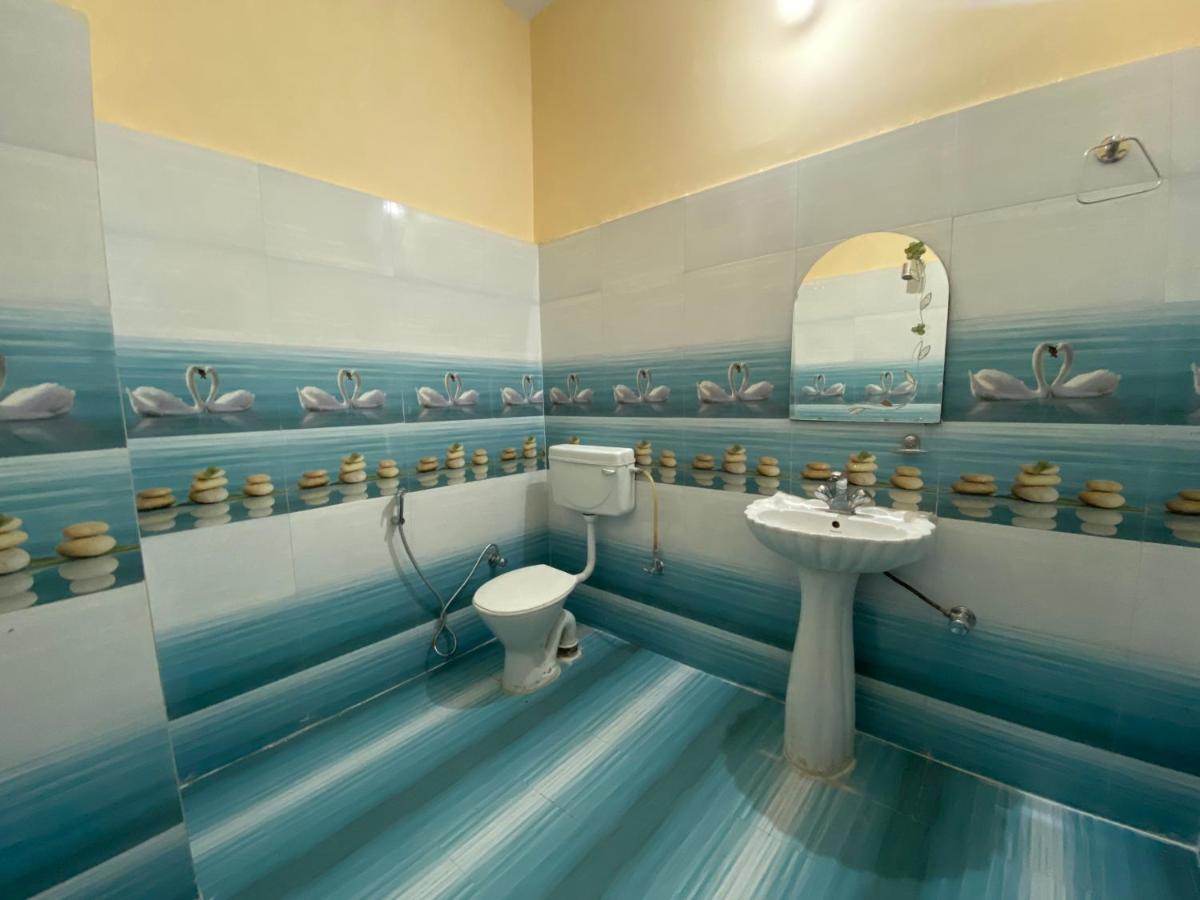 Bhīm Tāl Kanara Hotel מראה חיצוני תמונה